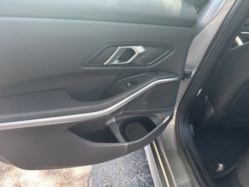 Used 2025 BMW 330i Sedan RWD image 39
