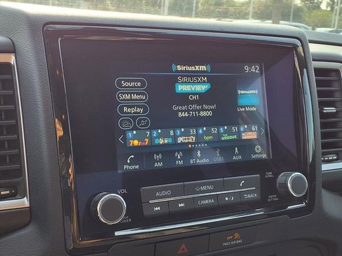 Used 2022 Nissan Frontier SV image 5