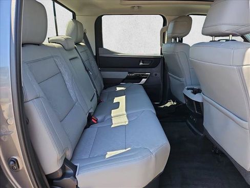 Used 2024 Toyota Tundra Limited AWD/4WD image 27