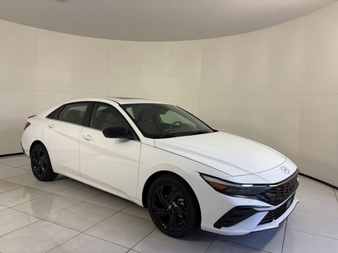 New 2026 Hyundai Elantra SEL Sport Premium w/ Cargo Package FWD image 7
