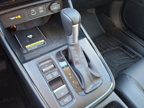 Used 2025 Honda CR-V EX-L image 15