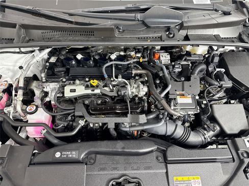 Certified 2024 Toyota Prius XLE image 44