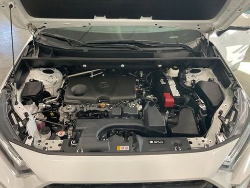 Used 2024 Toyota RAV4 Adventure image 21