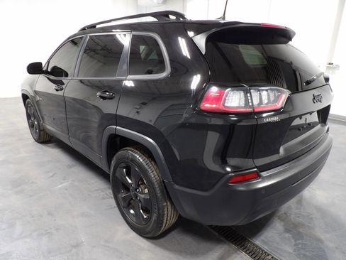 Used 2019 Jeep Cherokee Latitude Plus image 6