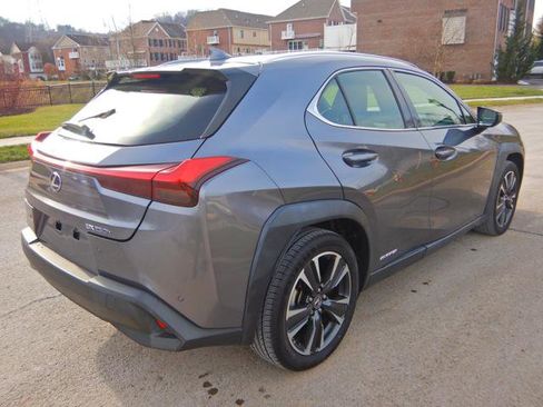 Used 2021 Lexus UX 250h w/ Accessory Package (Z2) image 4