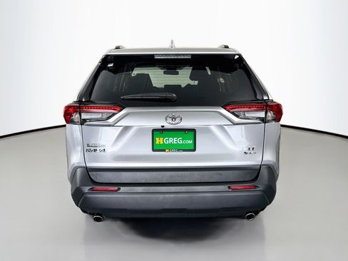 Used 2025 Toyota RAV4 LE AWD/4WD image 8