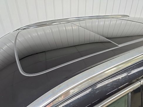 Used 2022 Volvo XC90 T6 Momentum w/ Advanced Package image 11