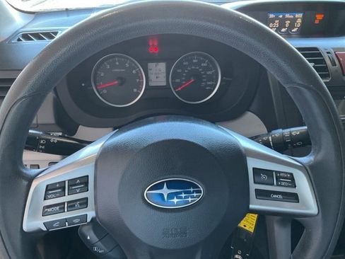 Used 2014 Subaru Forester 2.5i Premium w/ All-Weather Package image 7