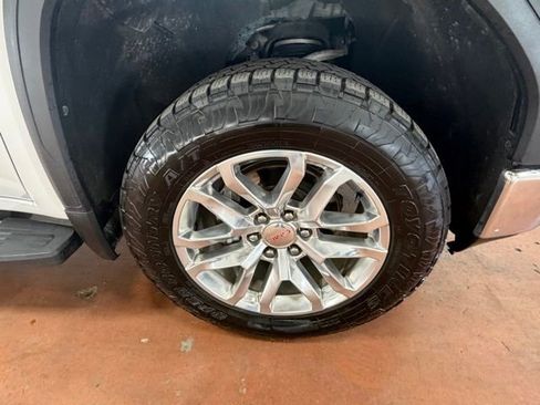 Used 2021 GMC Sierra 1500 SLT AWD/4WD image 8