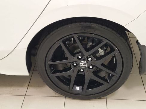 Certified 2025 Honda Civic Sport image 21
