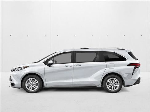 New 2026 Toyota Sienna Limited FWD image 3