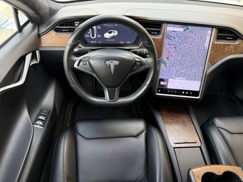 Used 2019 Tesla Model S 100D image 7