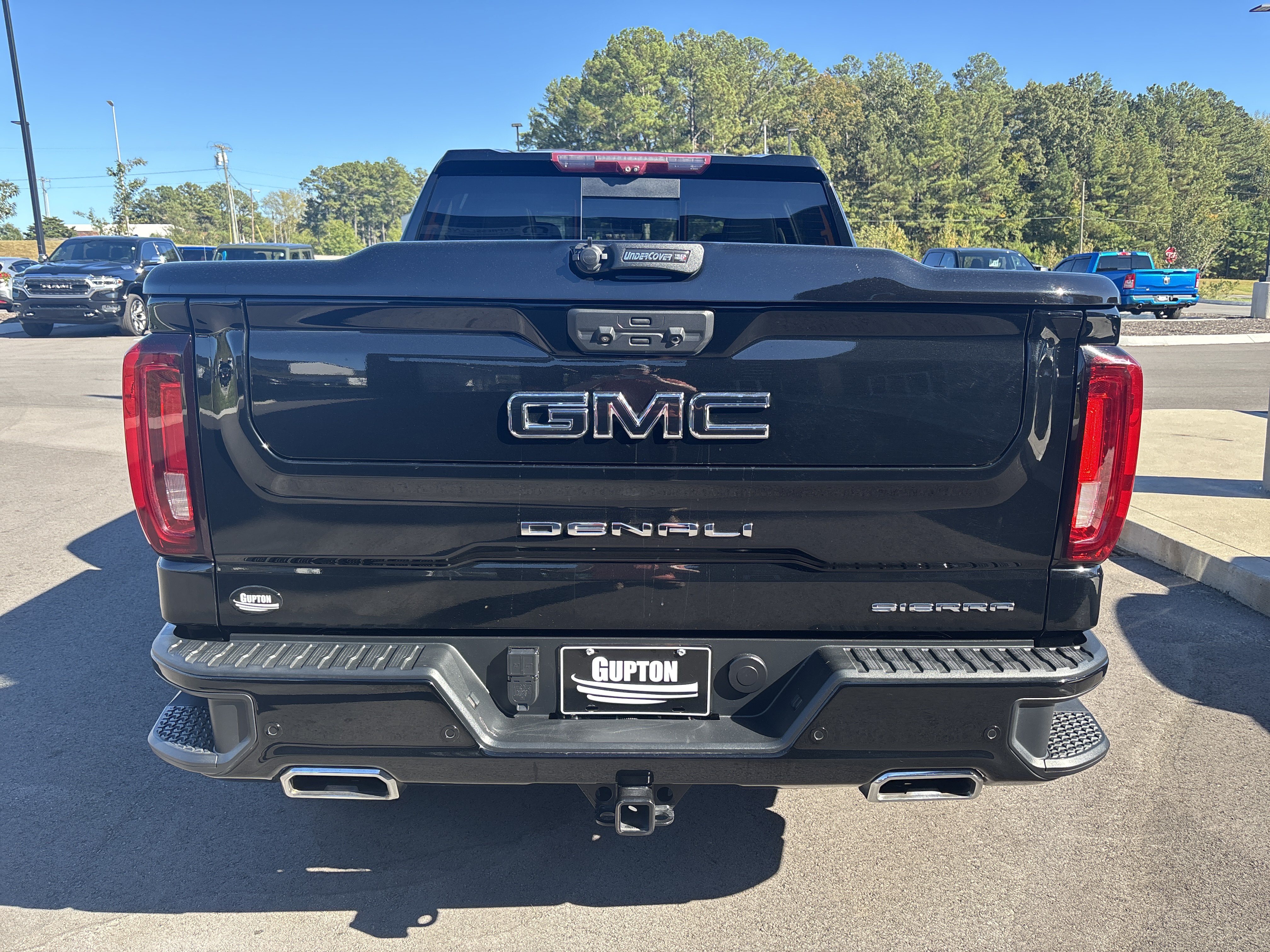 Used 2022 GMC Sierra 1500 Denali w/ Denali Reserve Package AWD/4WD image 4
