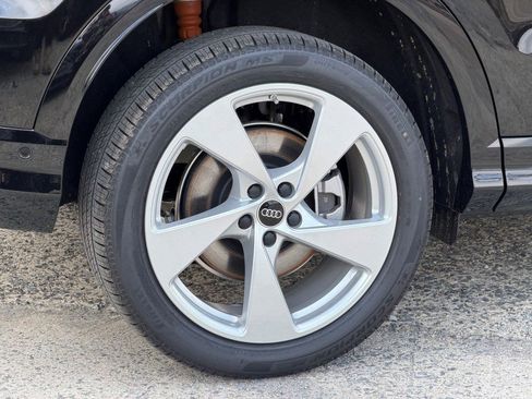 New 2025 Audi Q5 Premium Plus image 9