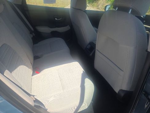 Used 2025 Honda HR-V LX image 15