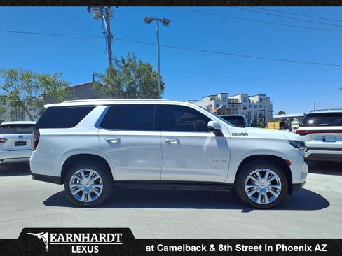 Used 2023 Chevrolet Tahoe High Country AWD/4WD image 11