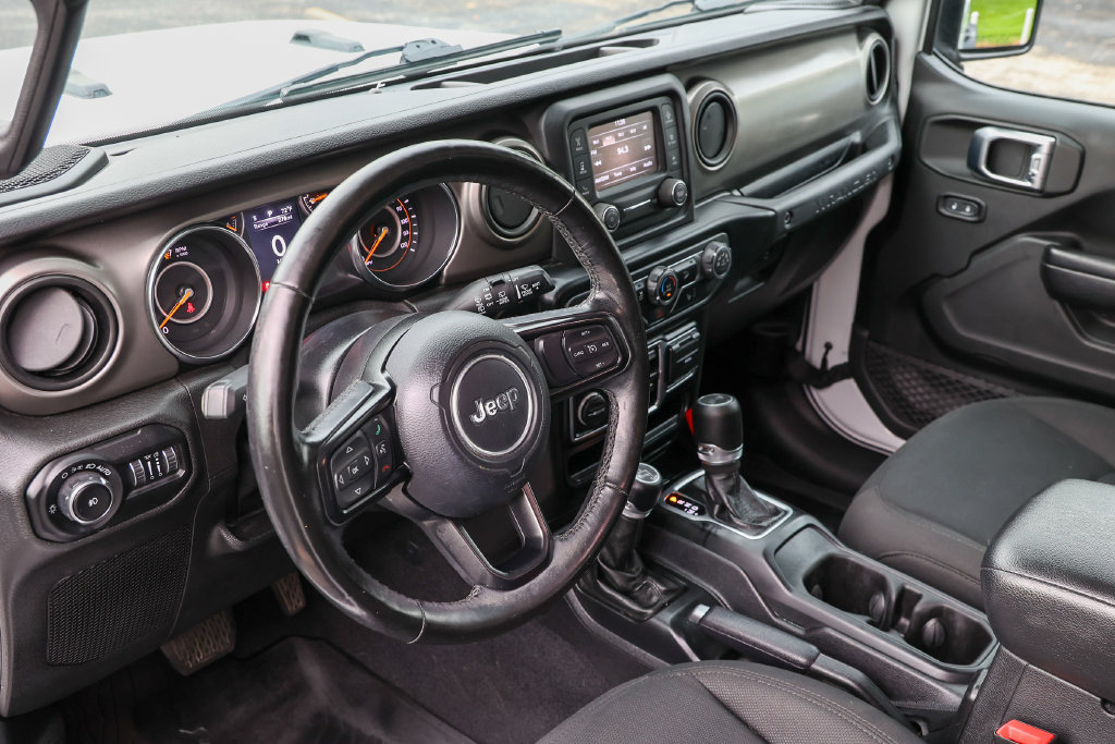 Used 2020 Jeep Wrangler Unlimited Sport S AWD/4WD image 25