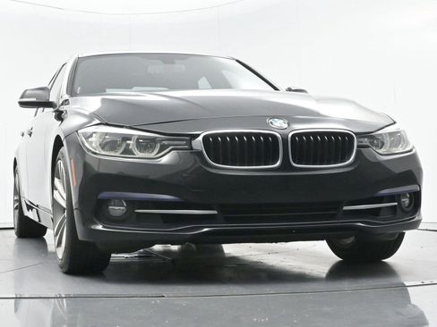 Used 2018 BMW 330i Sedan RWD image 40