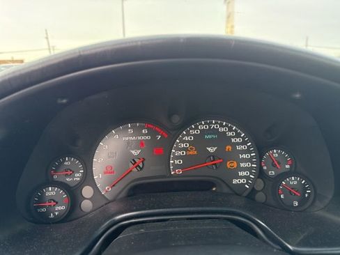 Used 2002 Chevrolet Corvette Convertible w/ Preferred Equipment Group2 image 15