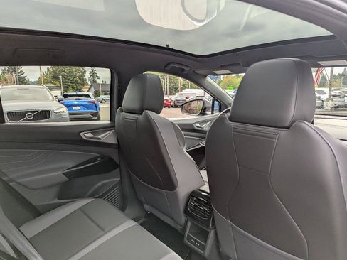 Certified 2023 Volkswagen ID.4 Pro S RWD image 33