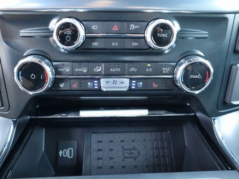 New 2025 Ford F150 Lariat w/ Equipment Group 502A High image 7