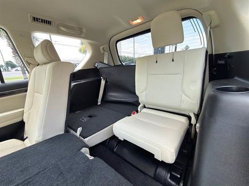 Used 2020 Lexus GX 460 Premium w/ Premium Package AWD/4WD image 12