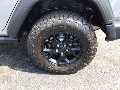 Used 2021 Jeep Wrangler Unlimited Sport AWD/4WD image 7