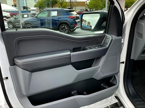 Used 2025 Ford F150 XLT w/ Equipment Group 301A Standard image 19