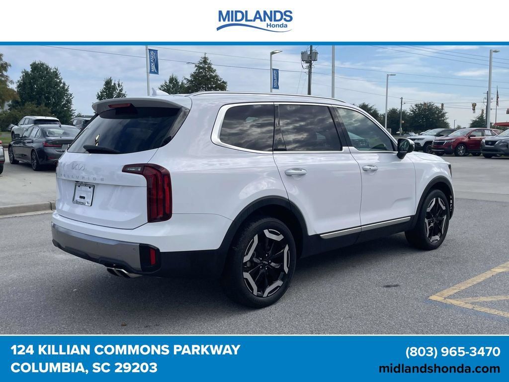 Used 2025 Kia Telluride S FWD image 6