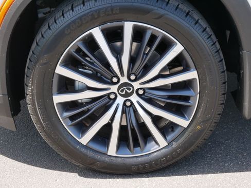 Certified 2023 INFINITI QX60 Sensory w/ Vision Package AWD/4WD image 15