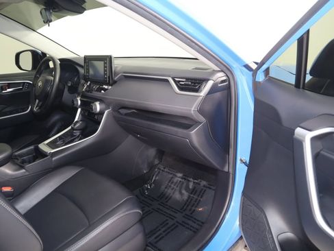 Used 2019 Toyota RAV4 XLE Premium AWD/4WD image 42