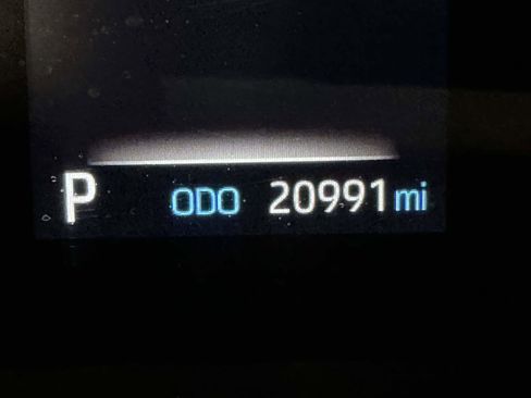 Certified 2023 Toyota Sienna XSE AWD/4WD image 38