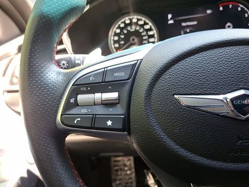 Used 2023 Genesis G70 2.0T w/ Sport Prestige Package RWD image 17