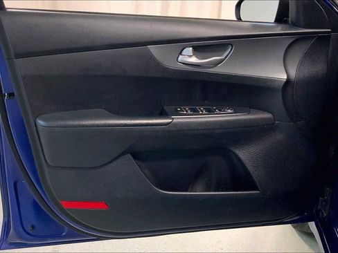 Used 2019 Kia Forte LXS image 21