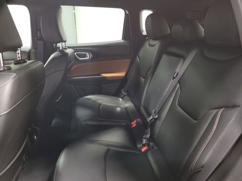 Used 2024 Jeep Compass Limited w/ Mopar Graphics Package AWD/4WD image 19