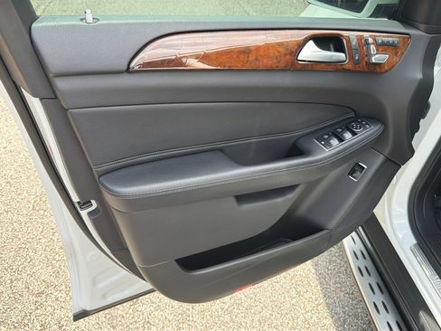 Used 2019 Mercedes-Benz GLS 450 4MATIC image 10