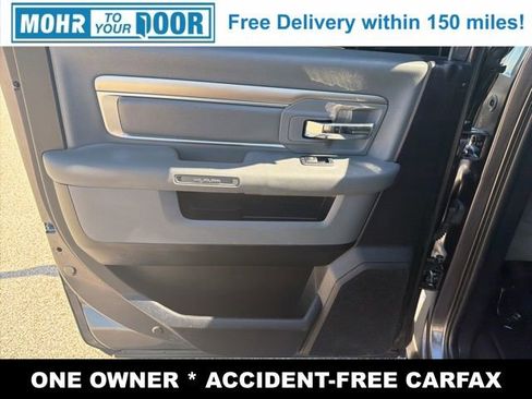 Used 2018 RAM 1500 Big Horn RWD image 31