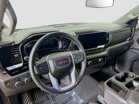 Used 2024 GMC Sierra 1500 Elevation AWD/4WD image 16