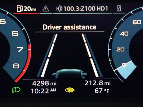 Used 2025 Audi Q3 2.0T Premium w/ Convenience Package image 15