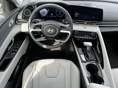 New 2026 Hyundai Elantra Limited image 10