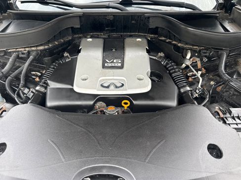 Used 2014 INFINITI QX70 AWD w/ Premium Package image 13