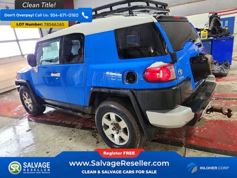 Used 2007 Toyota FJ Cruiser 4WD image 3