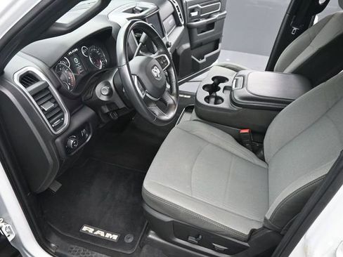 Used 2024 RAM 2500 Big Horn AWD/4WD image 9