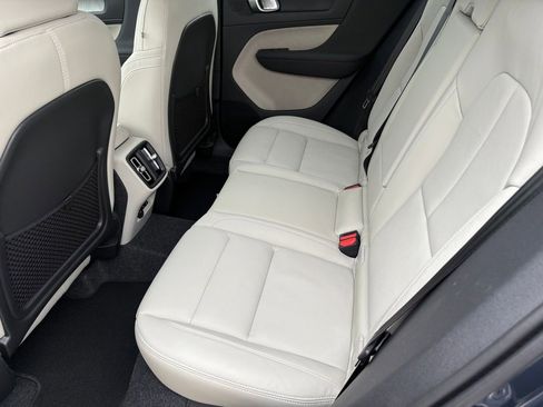 New 2026 Volvo XC40 B5 Plus w/ Protection Package Premier AWD/4WD image 21