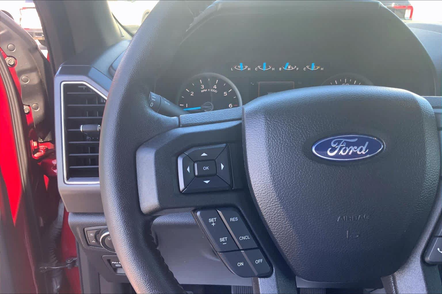 Used 2017 Ford F150 XLT w/ Equipment Group 302A Luxury RWD image 23