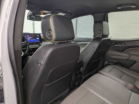 Used 2023 Chevrolet Colorado ZR2 w/ ZR2 Convenience Package III image 20