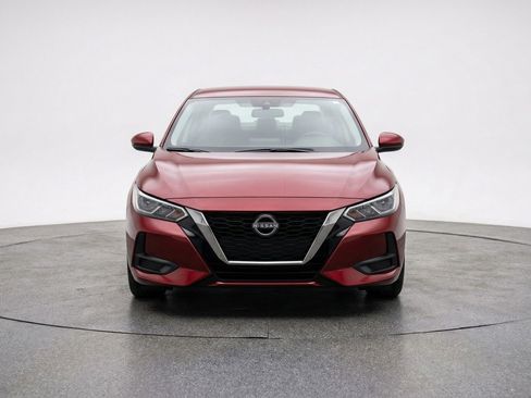 Used 2025 Nissan Sentra SV FWD image 2