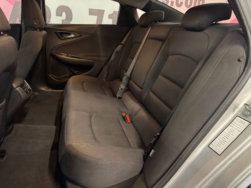 Used 2021 Chevrolet Malibu LT FWD image 20