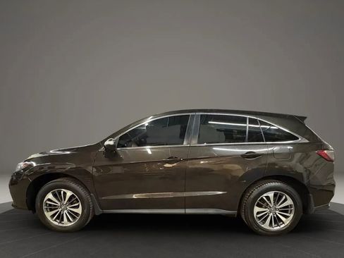 Used 2017 Acura RDX Sport Utility 4D image 5