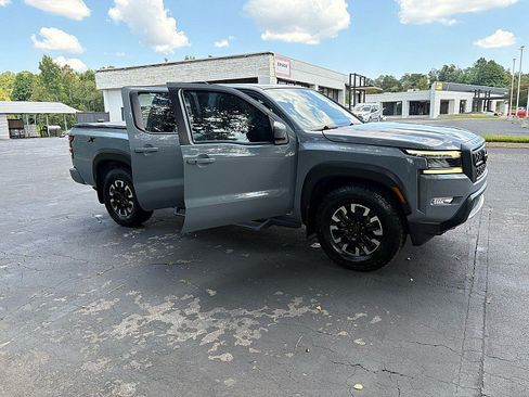 Used 2022 Nissan Frontier Pro-X w/ Technology Package RWD image 6